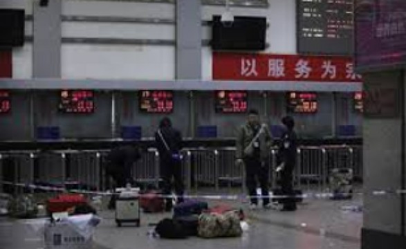 Atentado em estação ferroviária na China
