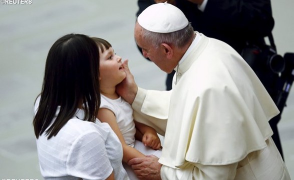 “ Ideologia do lucro está contra a festa dominical” Papa Francisco na audiência geral