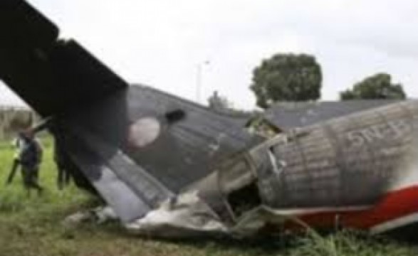 Seguradora da LAM paga indemnizações se for confirmado suicídio do piloto 