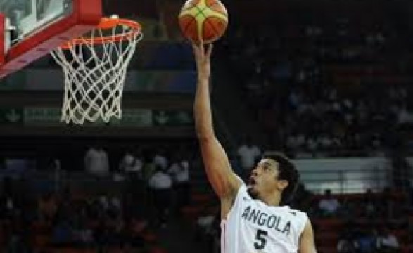 Afrobasket; Duelo de lusófonos Angola vence