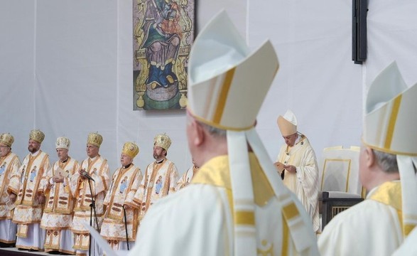 Papa beatifica 7 bispos: mártires da fé que deixaram ao povo romeno uma herança preciosa