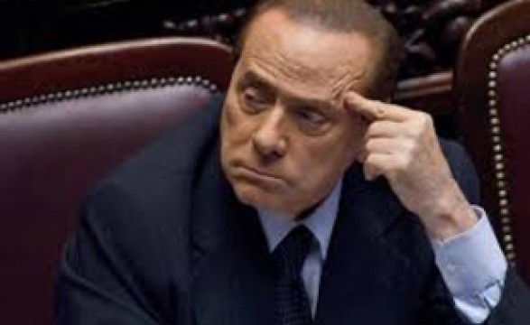 Berlusconi expulso do Parlamento Italiano