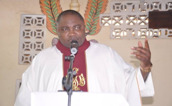 Reacções a nomeação do Padre Belmiro a Bispo de Cabinda   