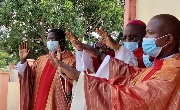 Landana em Cabinda acolhe missa solene da festa de Pentecostes