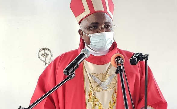 Apelo a conversão tem sido razão para a mudança da igreja, afirma bispo de Cabinda