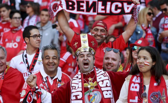 3 Vezes consecutivas Benfica campeão português 