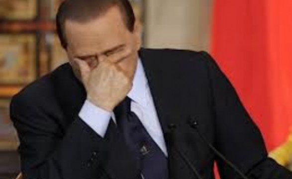 Nova investigação na Itália contra Berlusconi por corrupção
