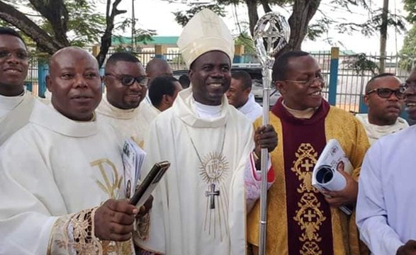 Bispo libertado após seis dias de sequestro na Nigéria