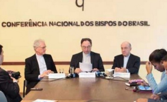 Bispos católicos exigem «rigorosa apuração» das suspeitas de corrupção que envolvem Michel Temer