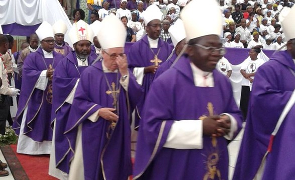 Igreja Unida no ultimo adeus a Dom Damião