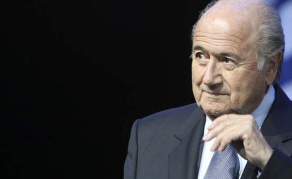 Joseph Blatter deseja boa sorte aos Palancas no CAN-2013