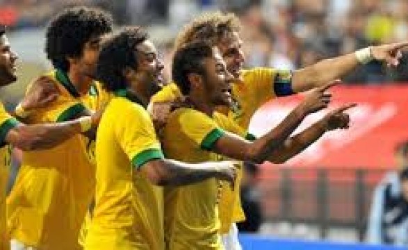 Brasil disputa vaga para as meias-finais contra a Colômbia no mundial 2014