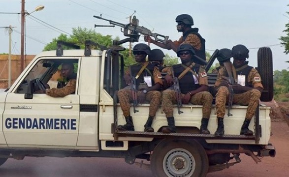 Burkina Faso, sacerdote morre, quando a viatura em que seguia foi alvejada por forças militares
