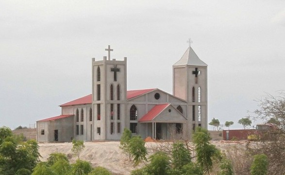 Igreja da Cabala em fase de acabamento 
