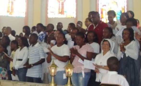 Santíssimo Redentor do Kilamba acolhe celebração do dia do catequista