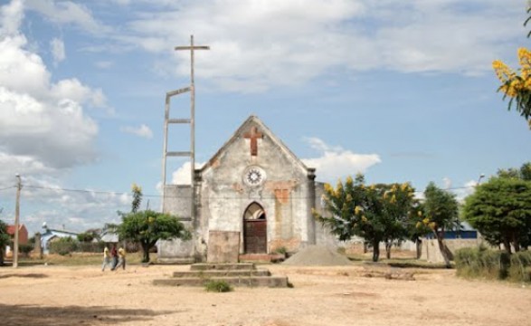43 Anos depois comunidade de Entre-Rios em Catabola celebrou missa pascal