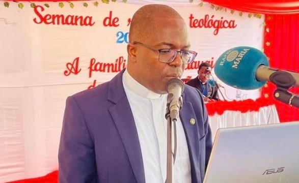 Sacerdote denuncia insensibilidade na sociedade marcada por profundas crises sociais