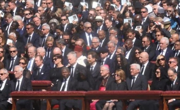 Funeral do Papa Francisco reúne mais de 50 líderes mundiais no Vaticano