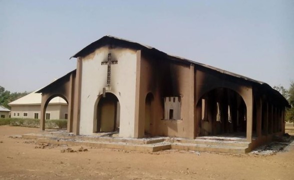 Africanos lamentam ataque mortal de 18 pessoas incluindo 2 padres na Nigéria 