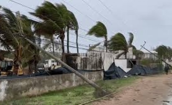 Mais de 600 mil crianças em risco devido ao ciclone Chido em Moçambique