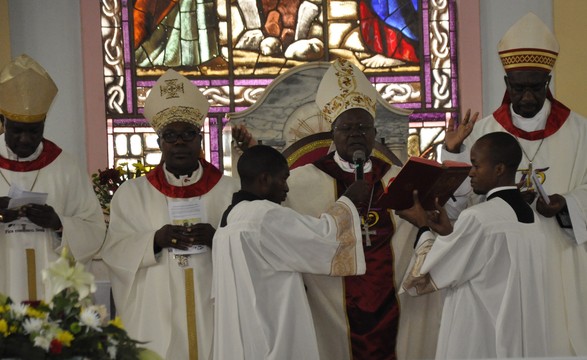 Dioceses e Arquidioceses angolanas já celebram 1º Congresso Nacional do Clero  