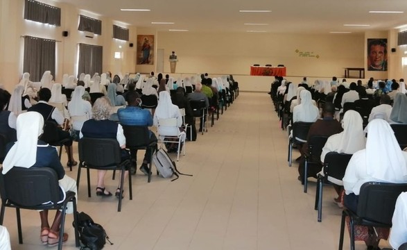 XVIIIª Jornada da vida consagrada, decorre sob o signo da Sinodalidade