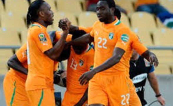 Côte d'Ivoire procura confirmar estatuto de 