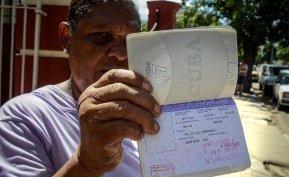 Entra em vigor em Cuba lei que permite viajar ao exterior sem pedir permissão