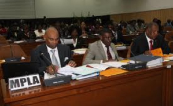 Jaguar para deputados,nem pensar