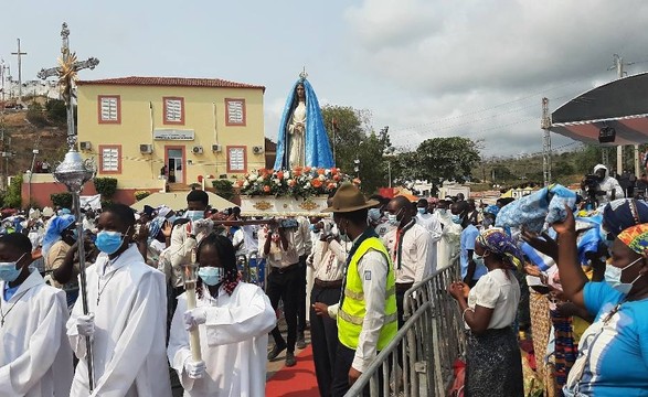 Devotos e peregrinos da Muxima regressam ao Santuário em mais uma peregrinação