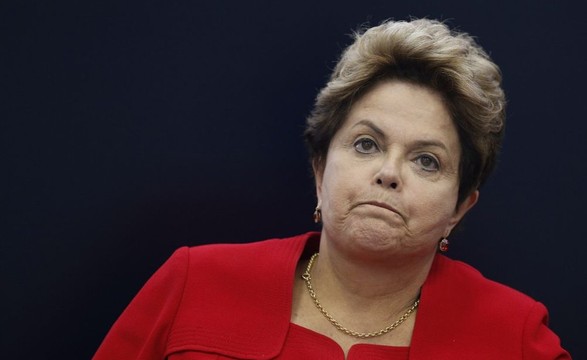 Senado afasta Dilma por 55 votos a 22