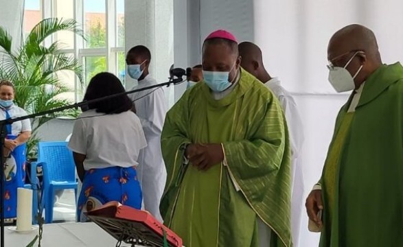 Dom Filomeno celebra dia do doente no Hospital geral de Luanda