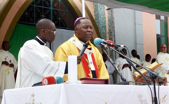 Proclamada província Capuchinha em Angola