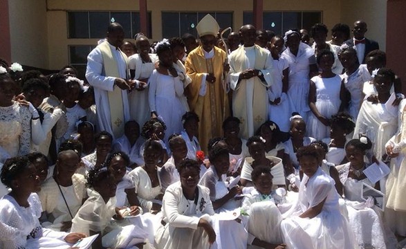 “A presença dos fiéis na sociedade deve ser viva e profética” Dom Nambi no fim da visita pastoral