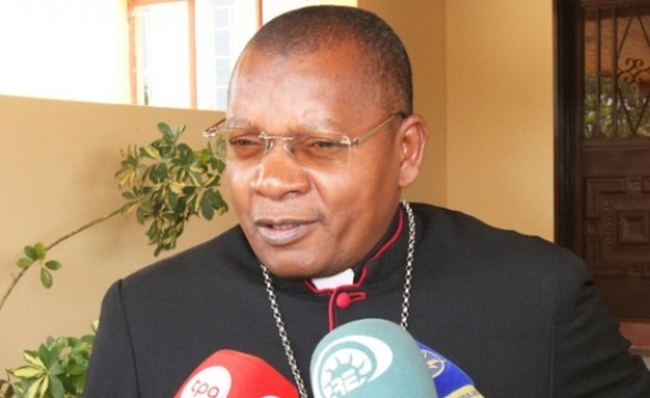 Bispo de Ondjiva revela que ainda há pessoas a morrer de fome no sul de Angola