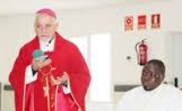 Dom Tirso celebra missa de Natal no Hospital Geral