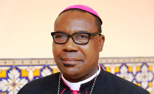 Arcebispo do Huambo alerta para implicações da perda do poder de compra no país