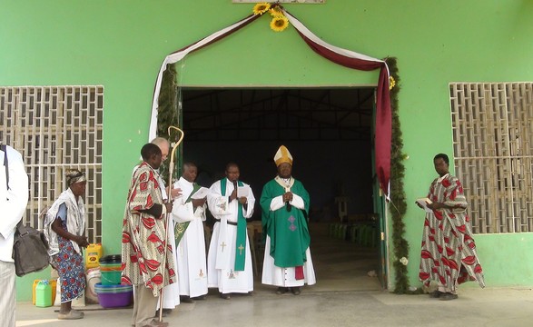 No ano santo da misericórdia Malanje abriu mais uma porta Santa