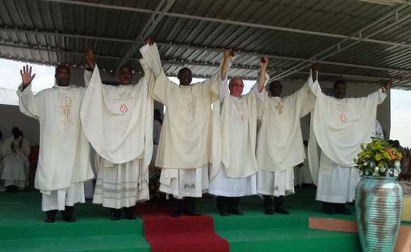 Missionários do Espírito Santo encerram festa jubilar dos 150 anos de presença no país 