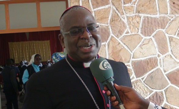 Secretário-geral da CEAST apela ao governo a resolver os pendentes com igreja católica