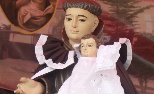 Vem ai a peregrinação diocesana “ Santo António” de Caxito 