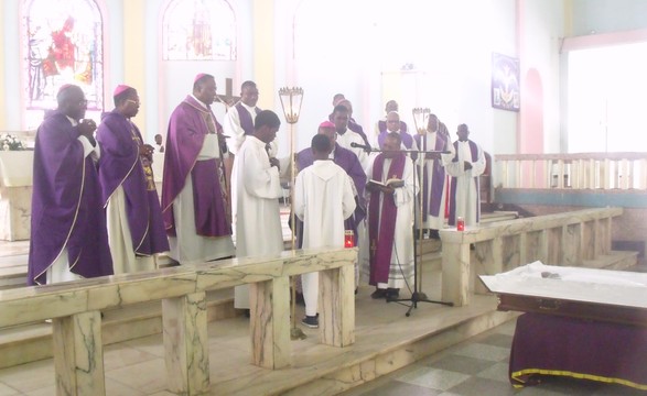 Restos mortais da irmã Maria Jacinta do Carmo já repousam no campo santo 