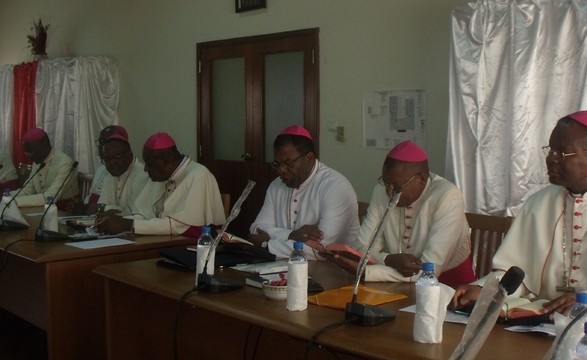 Bispos da CEAST em Conselho permanente alargado 