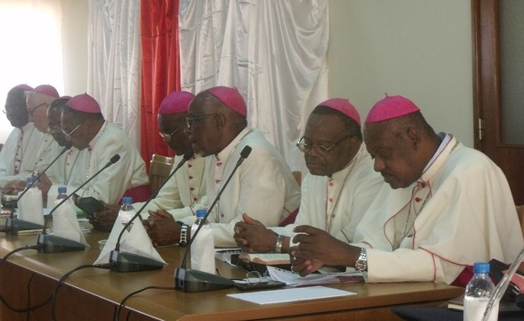Bispos Angolanos presentes na plenária da IMBISA que decorre no Leshoto 