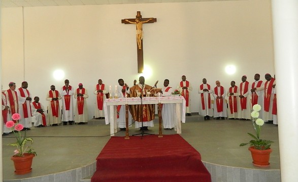 Bispos da CEAST Celebram pela 1º vez no Santuário de Santa Rita de Cássia