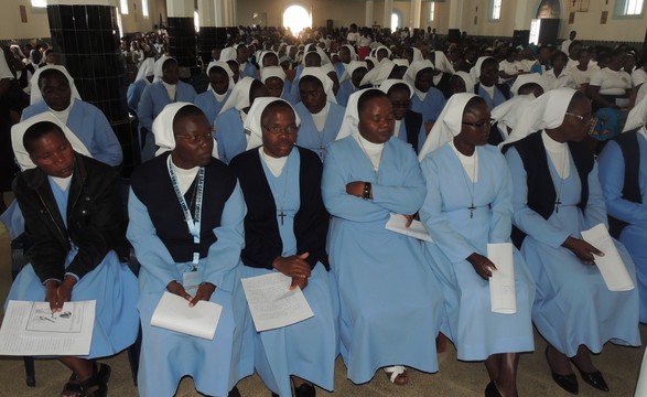 Irmãs de São Carlos Lwanga são o mais novo instituto de direito diocesano