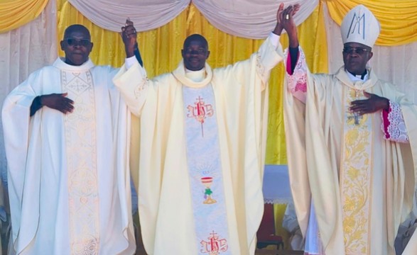 Diocese de Menongue ganha primeiro sacerdote natural de KK