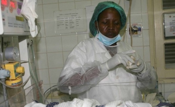 Maternidade Augusto Ngangula carece de mais enfermeiros 