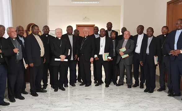 Na festa de Santo António Bispos apresentam situação do ensino católico em Angola
