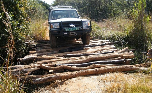 Mau estado das estradas condicionam a comunhão entre culturas, adverte Arcebispo de Saurimo